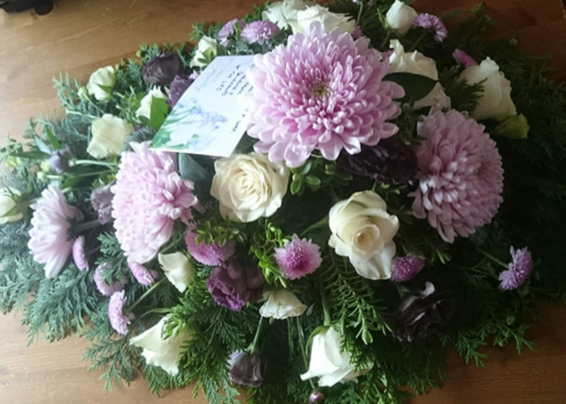 Oadby florist, Wigston florist, Leicester funeral flowers, Pink and White single ended funeral spray