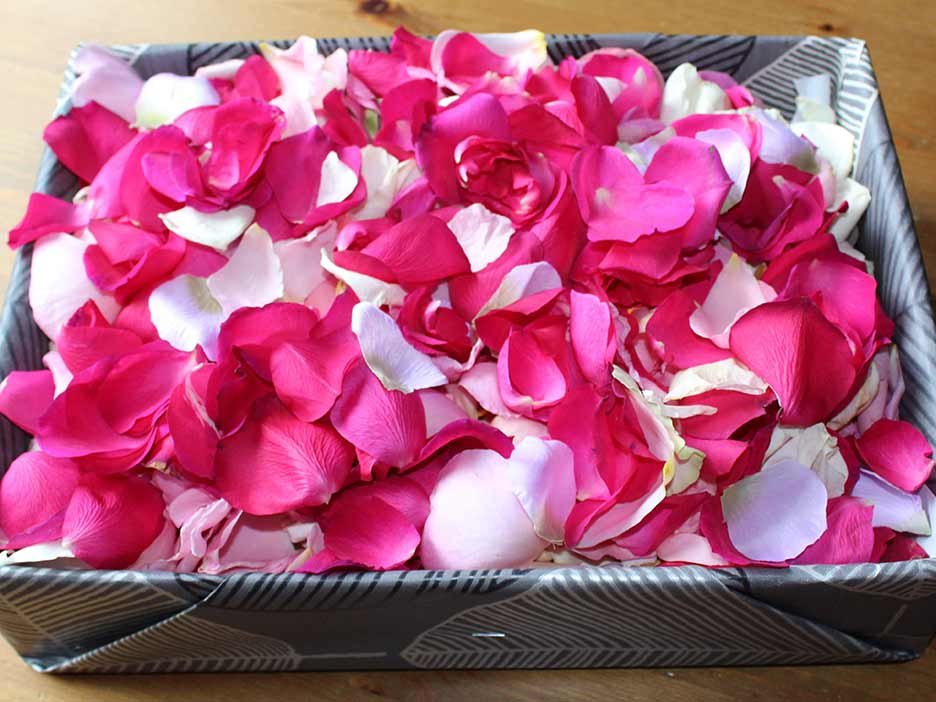 Oadby florist, Wigston florist, Asian funeral flower petals in a box