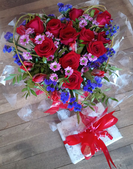 Oadby florist, Wigston florist, Heart shaped bouquet with red roses and tulips