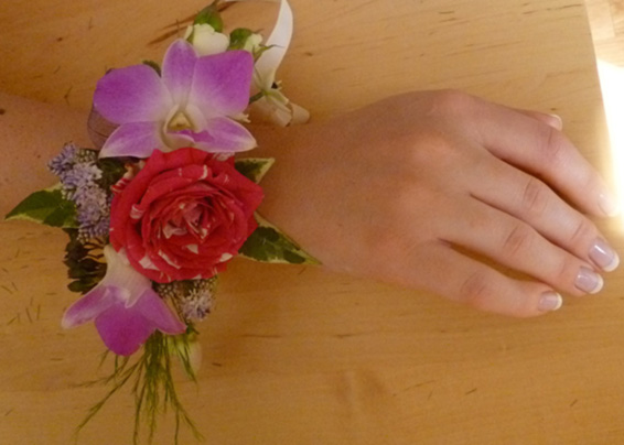 Oadby florist, Wigston Florist, Leicester wedding flowers, Bridesmaid wrist corsage, french manicure