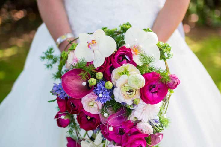 Oadby florist, Luxury Bridal bouquet