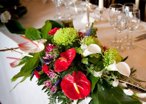 Oadby Florist, Wigston Florist, Leicester wedding flowers, Belvoir castle wedding, Top Table exotic flowers arrangement