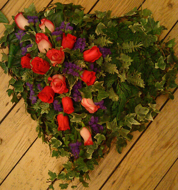 Oadby Funeral Flowers, Wigston Funeral Flowers, Heart Tribute, garden style & pink spray