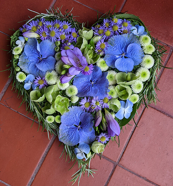 Oadby Funeral Flowers, Wigston Funeral Flowers, Contemporary Heart Tribute, Blue Lilac & green