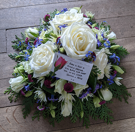 Oadby Funeral Flowers, Wigston Funeral Flowers, Market Harborough Funeral Flowers, Posy Tribute, Small traditional style posy arrangement with white, blue & maroon flowers suitable for a grave