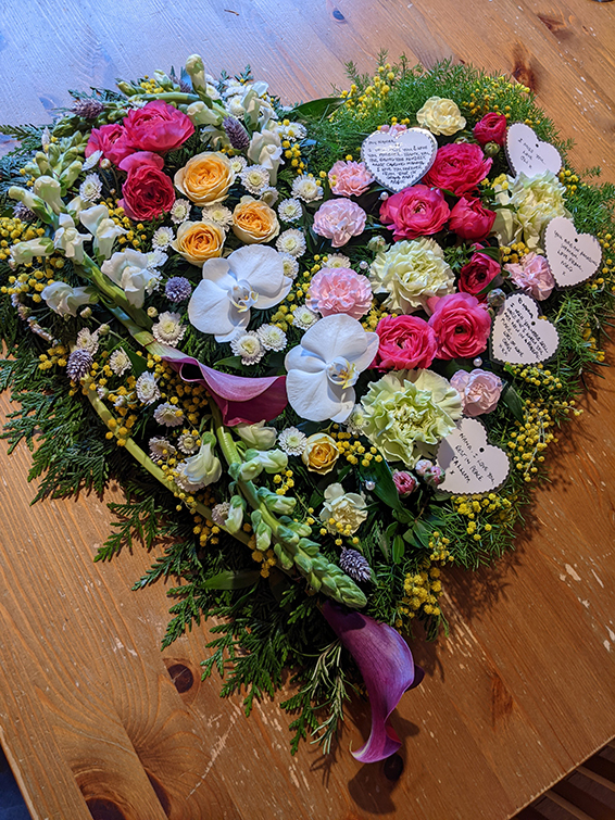 Oadby Funeral Flowers, Wigston Funeral Flowers, Market Harborough Funeral Flowers, Leicester Funeral Flowers, Contemporary Heart Tribute
