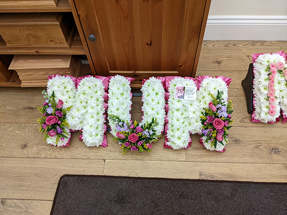 Oadby Funeral flowers, Wigston Funeral Flowers, Market Harborough Funeral Flowers, Leicester Funeral Flowers
