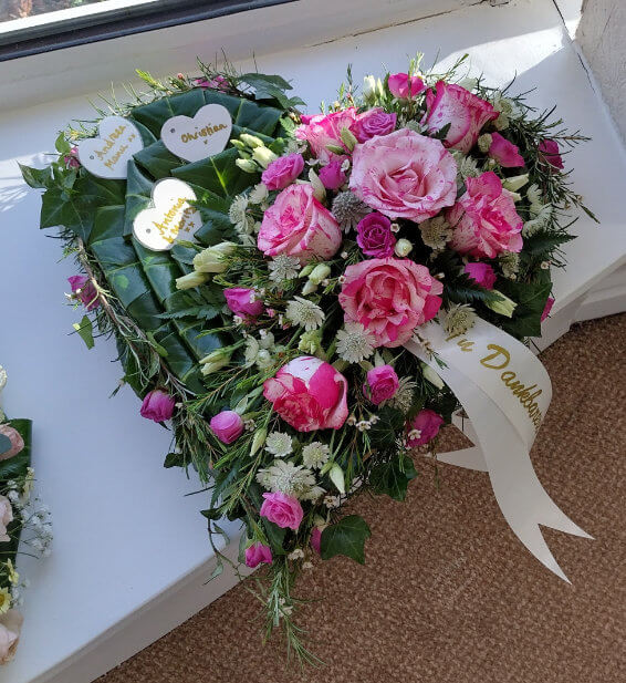 Oadby Funeral Flowers, Wigston Funeral Flowers, Market Harborough Funeral Flowers, Leicester Funeral Flowers