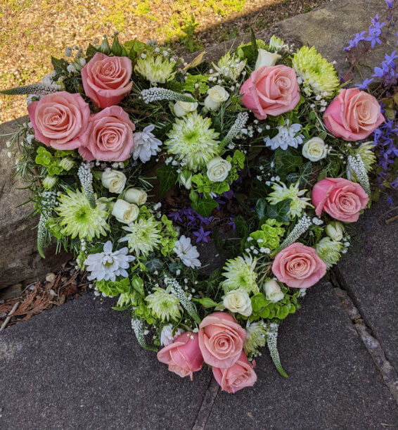 Oadby Funeral Flowers, Wigston Funeral Flowers, Market Harborough Funeral Flowers, Leicester Funeral Flowers