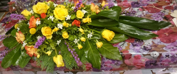 Oadby florist, Wigston Florist, Leicester funeral flowers, Contemporary funeral 6ft spray with all white flowers, garden style
