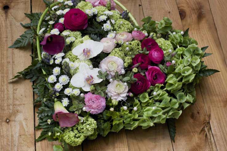 Oadby florist, Wigston florist, Heart shaped, Sympathy tribute